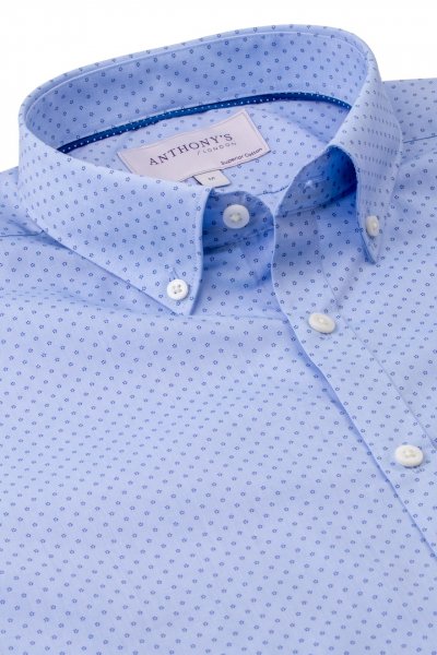 Tmavě modrá košile s geometrickým vzorem