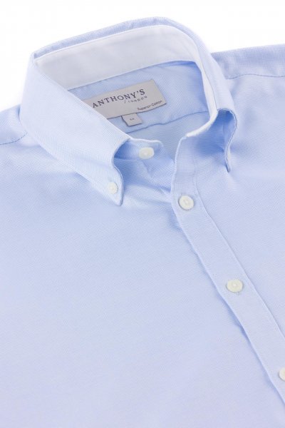 Světle modrá košile s jemným vzorem