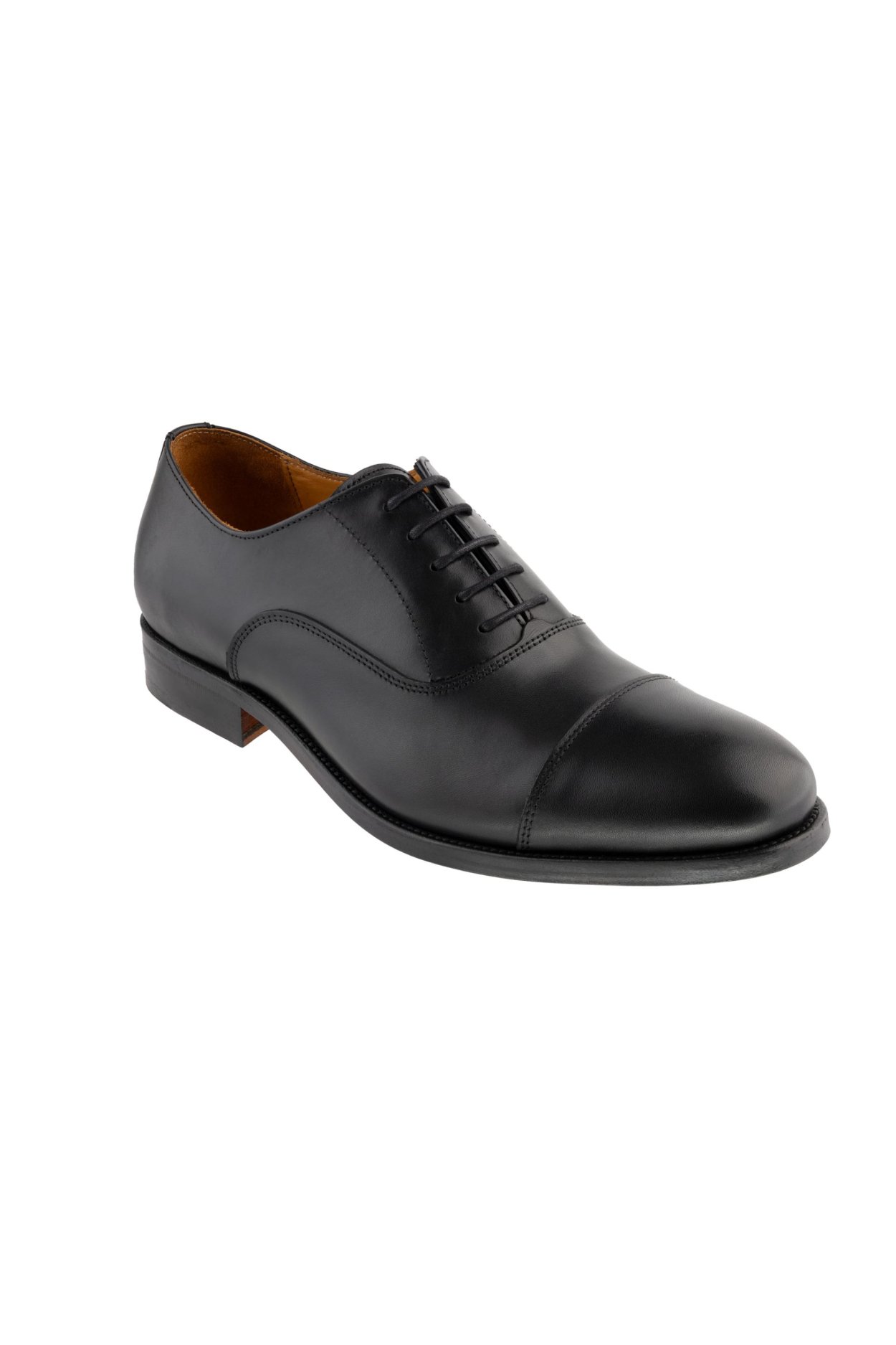 Černé Oxfordky Threadneedle