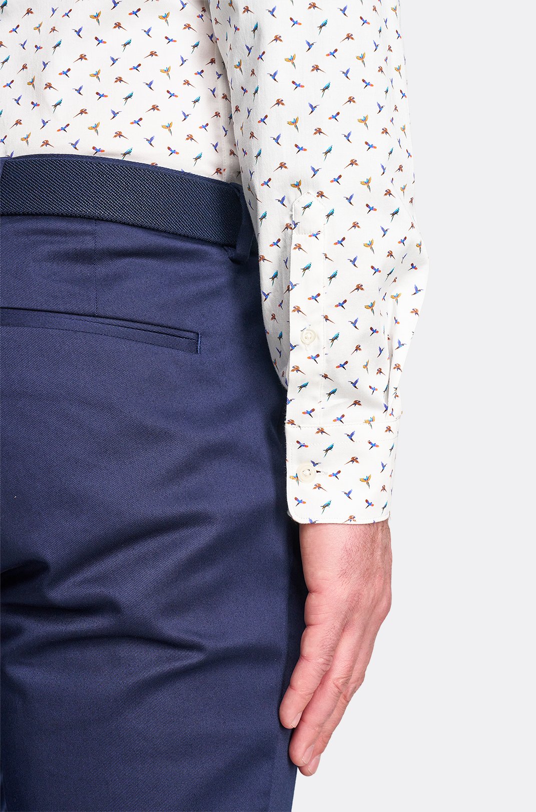 Pánská bílá strečová košile se vzorem