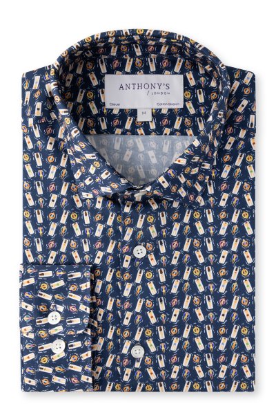 Tmavě modrá strečová košile se vzorem