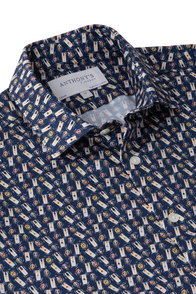 Tmavě modrá strečová košile se vzorem