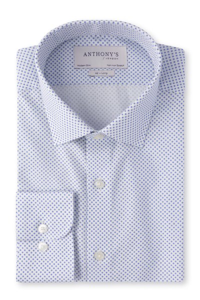 Bílomodrá košile s jemným vzorem