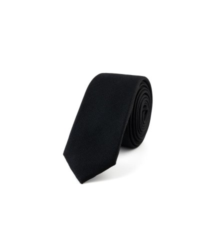 Černá úzká hedvábná kravata