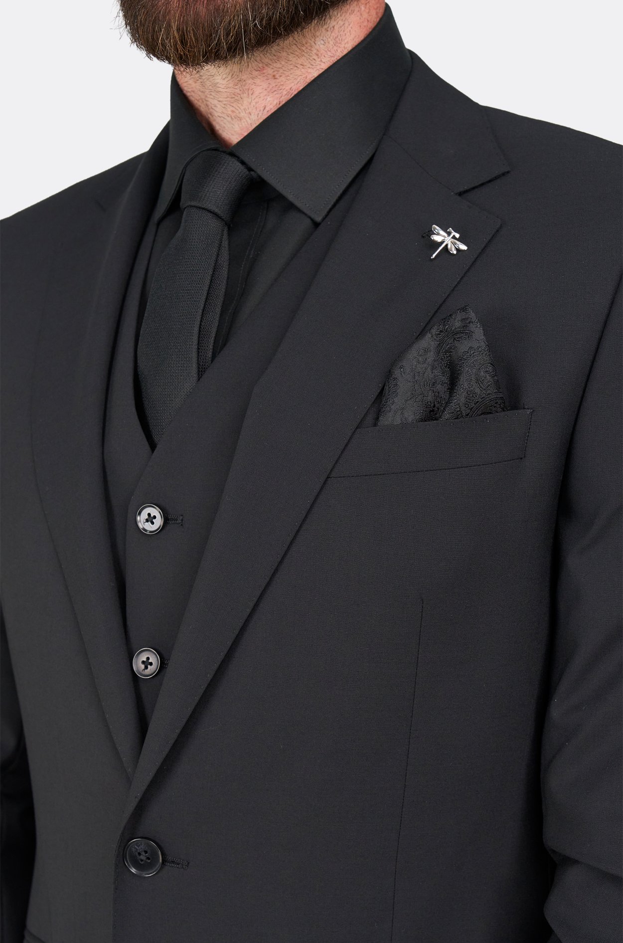 Černý oblek Brunel