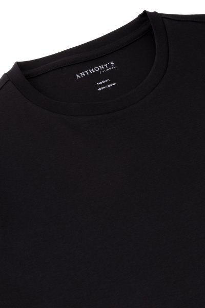 Černé bavlněné tričko